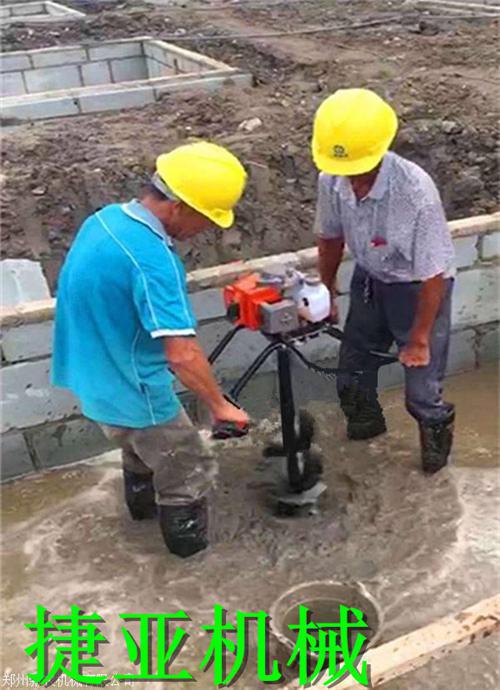 管樁掏泥土就用清樁掏泥機(jī)即快又干凈